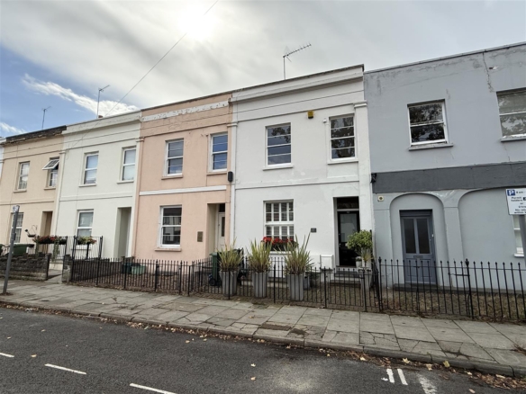 1 41 Selkirk Street Cheltenham