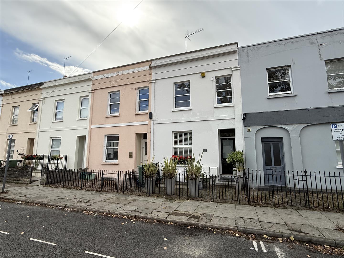 1 41 Selkirk Street Cheltenham