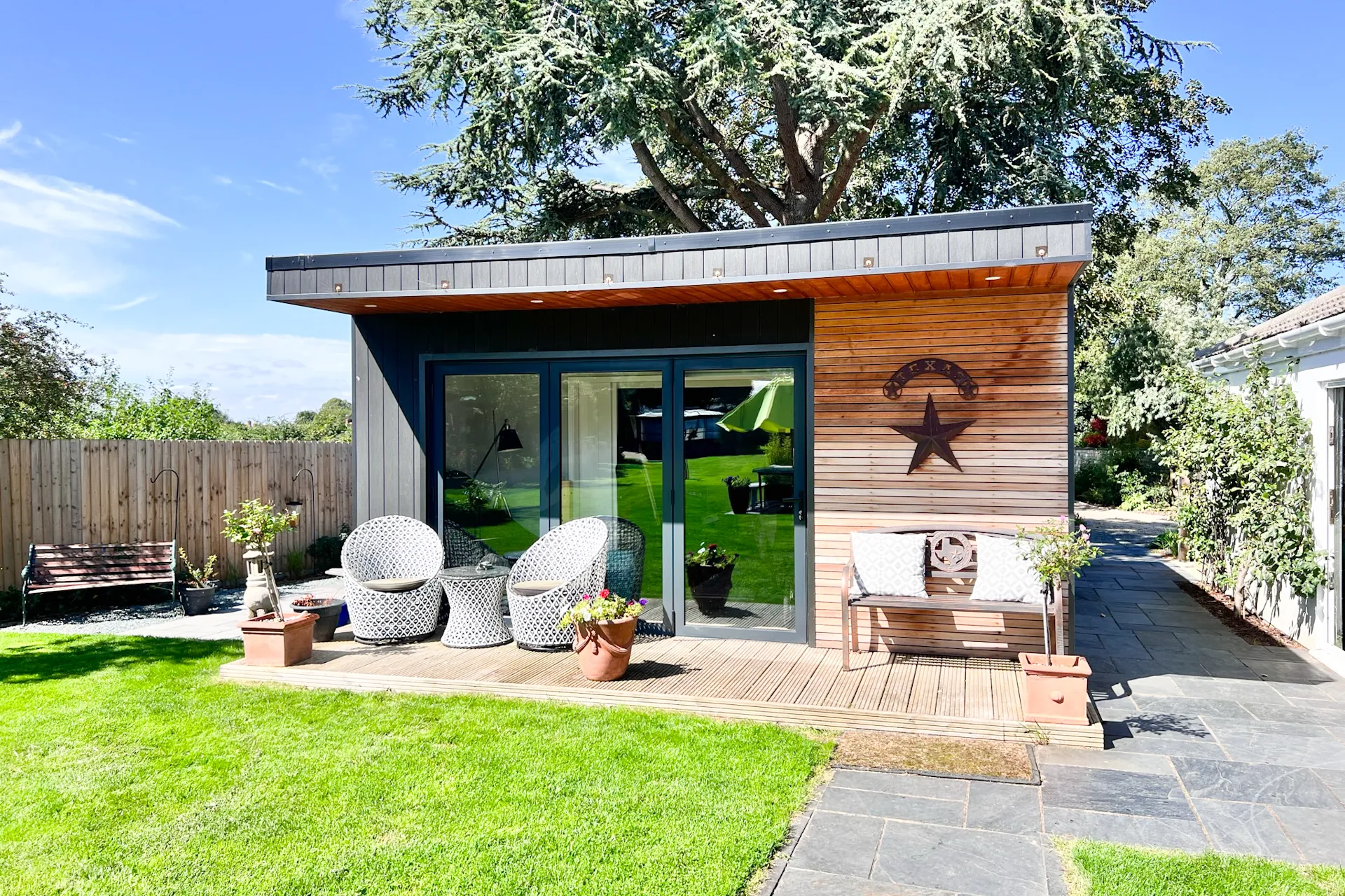 Garden room