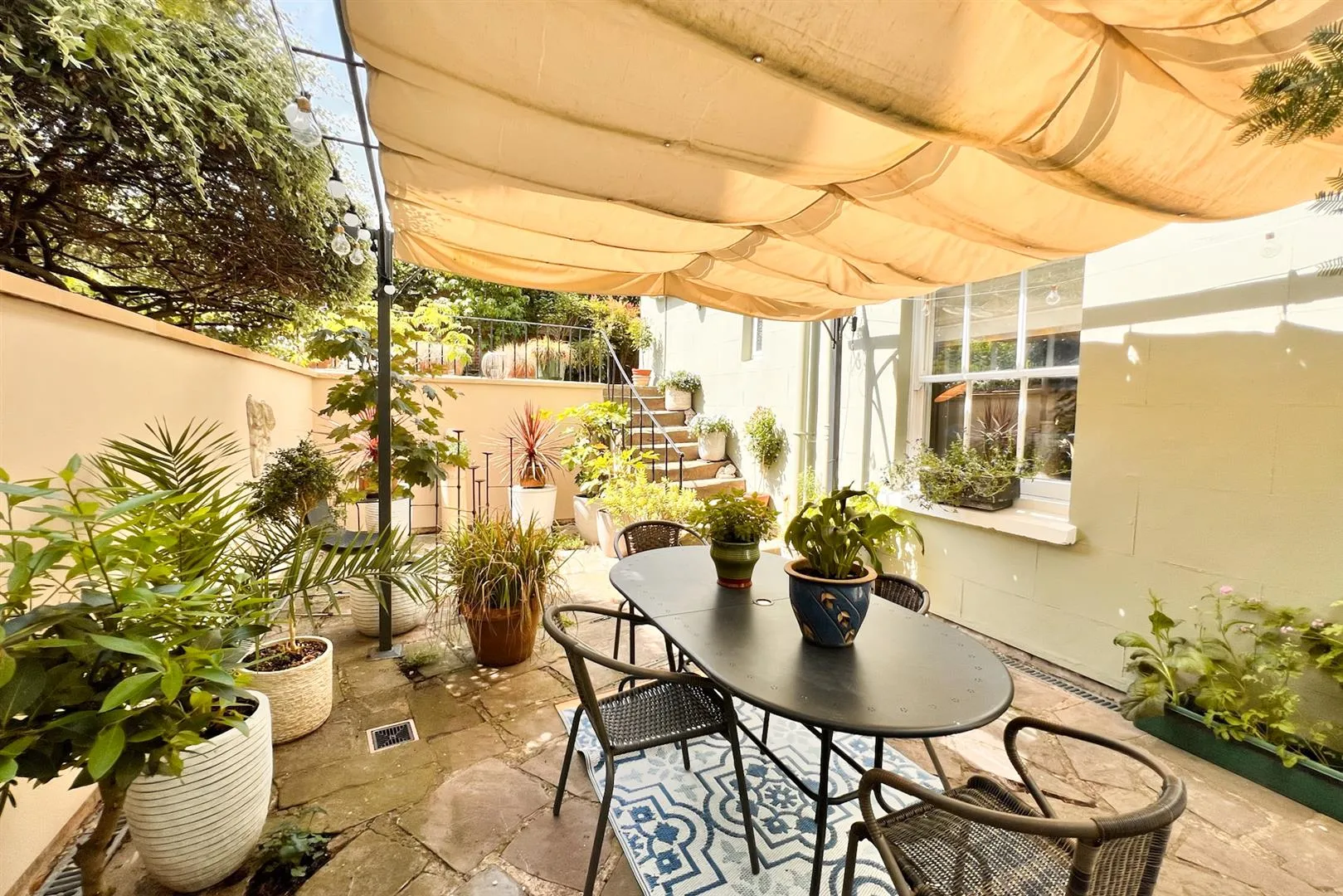 gyWkx-0AekKZHTIcYtlVrA