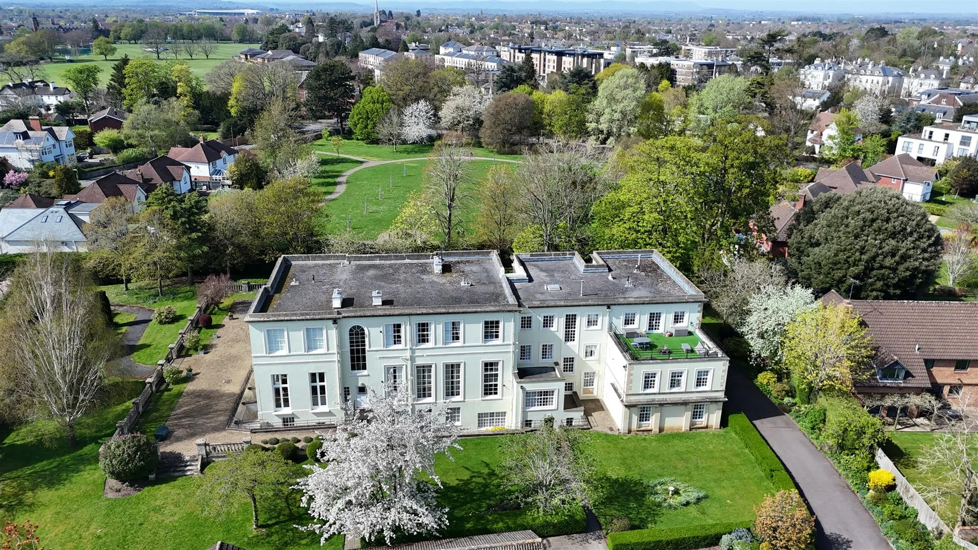 Hatherley Court Westal Park Cheltenham Hatherley Court Cheltenham 2 bedroom first floor flat for sale